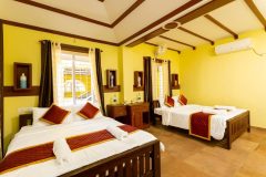 The-Mayflower_Heritage-Villa_Alappuzha_AC-Room-with-2-beds-3-0x0
